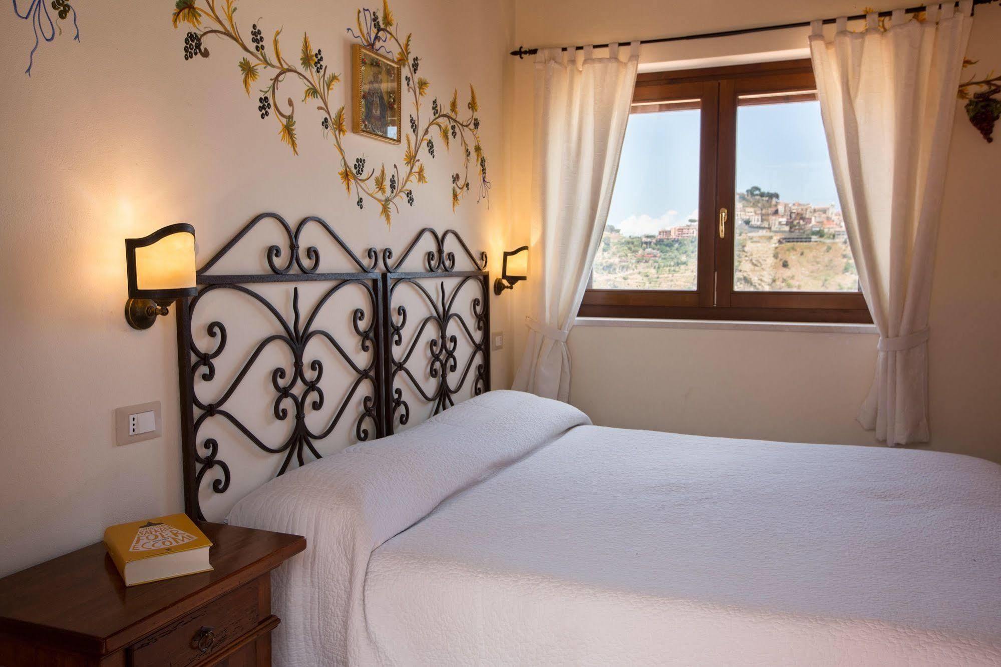 Il Casale Di Caterina Hotel Taormina Exterior photo