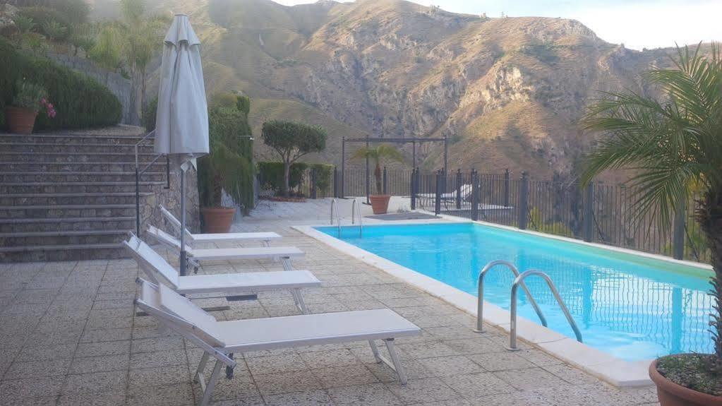 Il Casale Di Caterina Hotel Taormina Exterior photo